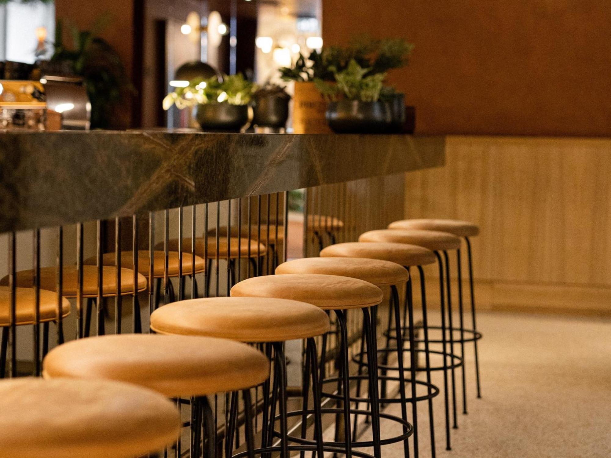 Verno House Budapest, Vignette Collection By Ihg Exterior photo Bar stools